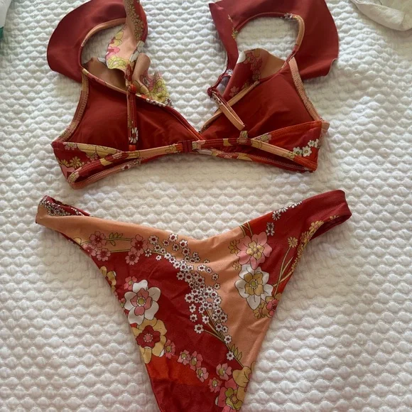 Floral Red Bikini Set - Picture 3 of 3